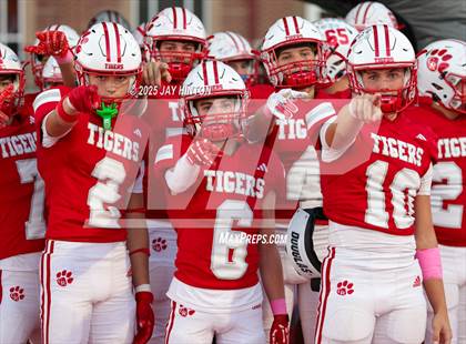 Thumbnail 3 in Godley @ Glen Rose photogallery.