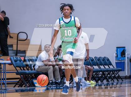 Thumbnail 2 in Maryknoll vs Altamonte Christian (Moanalua Invitational) photogallery.