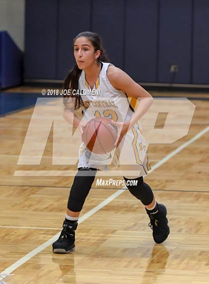 Thumbnail 3 in Madison vs East Central (NISD Basketball Tournament) photogallery.
