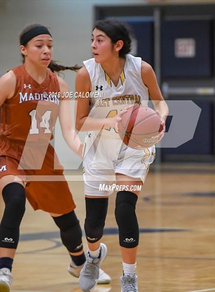 Thumbnail 2 in Madison vs East Central (NISD Basketball Tournament) photogallery.