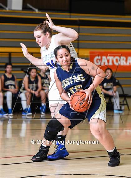 Thumbnail 3 in Immanuel vs. Central Catholic (Branson Hoops vs Cancer) photogallery.