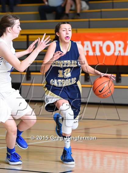 Thumbnail 2 in Immanuel vs. Central Catholic (Branson Hoops vs Cancer) photogallery.