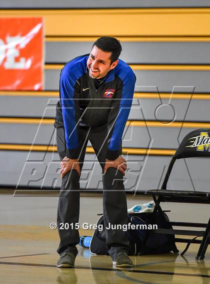 Thumbnail 2 in Immanuel vs. Central Catholic (Branson Hoops vs Cancer) photogallery.