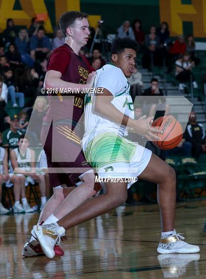 Thumbnail 2 in Royal vs Simi  photogallery.