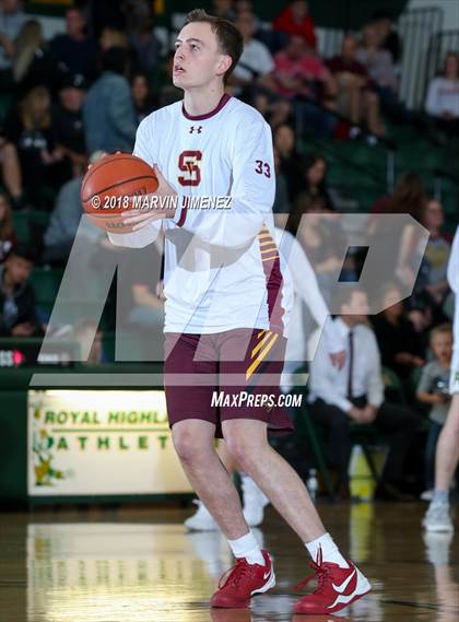 Thumbnail 3 in Royal vs Simi  photogallery.