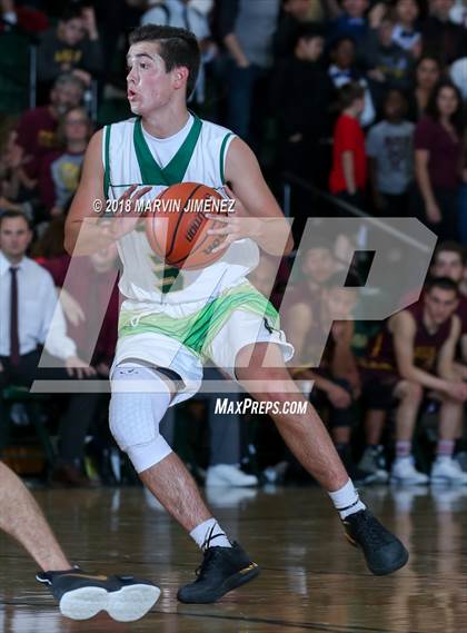 Thumbnail 3 in Royal vs Simi  photogallery.
