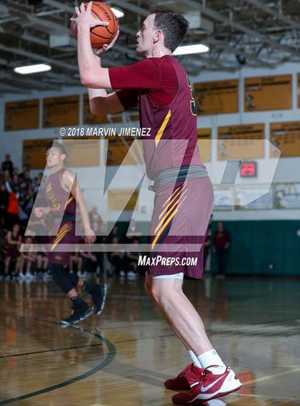 Thumbnail 1 in Royal vs Simi  photogallery.