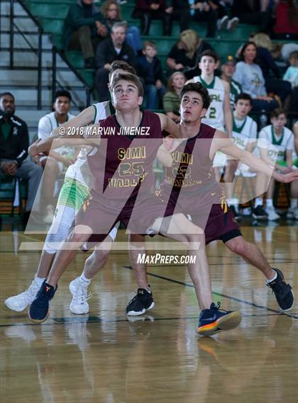 Thumbnail 2 in Royal vs Simi  photogallery.