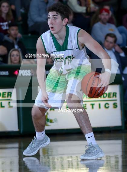 Thumbnail 3 in Royal vs Simi  photogallery.