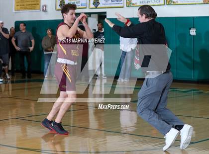 Thumbnail 1 in Royal vs Simi  photogallery.
