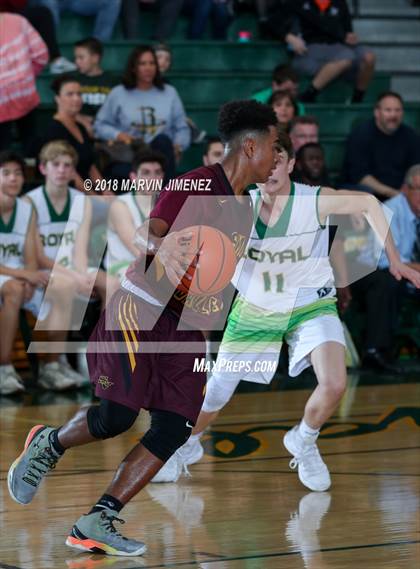 Thumbnail 1 in Royal vs Simi  photogallery.