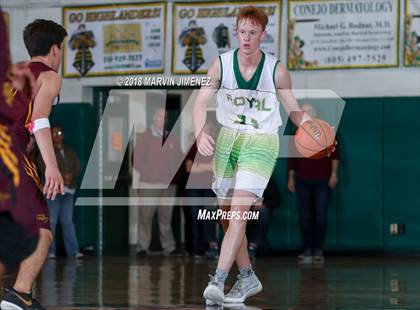 Thumbnail 3 in Royal vs Simi  photogallery.