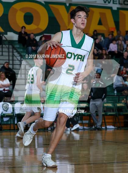 Thumbnail 1 in Royal vs Simi  photogallery.