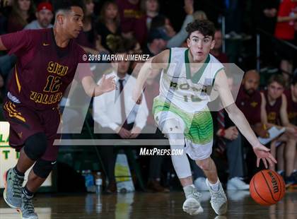 Thumbnail 1 in Royal vs Simi  photogallery.