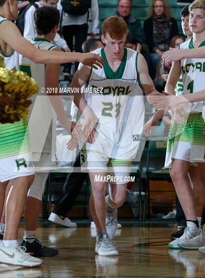 Thumbnail 3 in Royal vs Simi  photogallery.