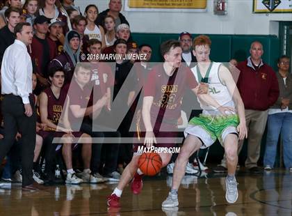 Thumbnail 3 in Royal vs Simi  photogallery.