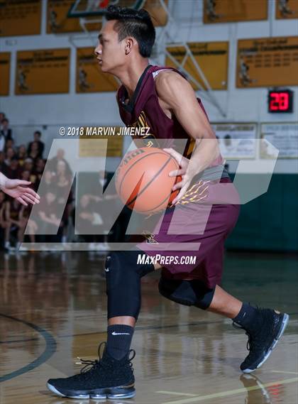 Thumbnail 1 in Royal vs Simi  photogallery.