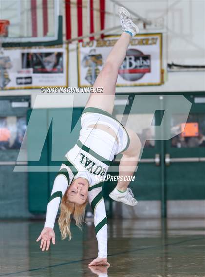 Thumbnail 3 in Royal vs Simi  photogallery.