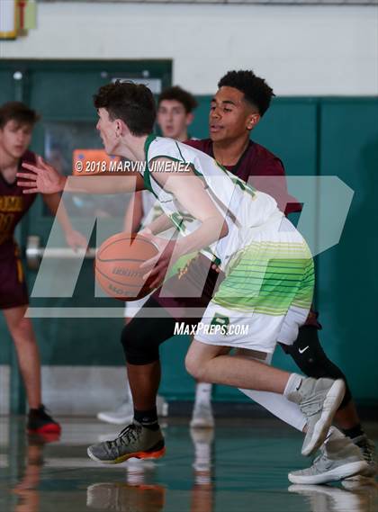 Thumbnail 2 in Royal vs Simi  photogallery.