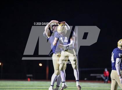 Thumbnail 1 in Helias vs. MICDS (MSHSAA Class 4 Final) photogallery.