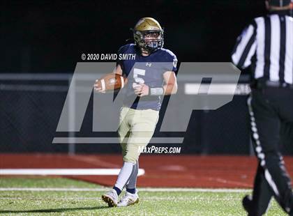 Thumbnail 2 in Helias vs. MICDS (MSHSAA Class 4 Final) photogallery.