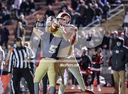 Thumbnail 3 in Helias vs. MICDS (MSHSAA Class 4 Final) photogallery.