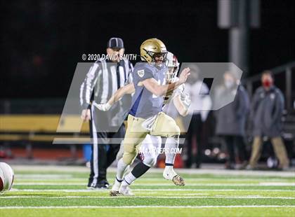 Thumbnail 2 in Helias vs. MICDS (MSHSAA Class 4 Final) photogallery.