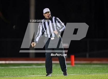 Thumbnail 3 in Helias vs. MICDS (MSHSAA Class 4 Final) photogallery.