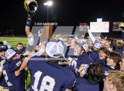 Thumbnail 2 in Helias vs. MICDS (MSHSAA Class 4 Final) photogallery.