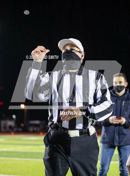 Thumbnail 2 in Helias vs. MICDS (MSHSAA Class 4 Final) photogallery.