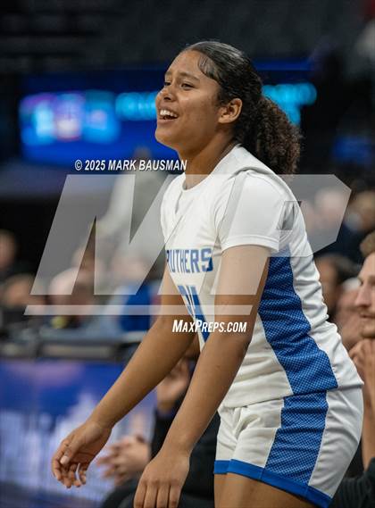 Thumbnail 3 in Rancho Bernardo vs Caruthers (CIF State DII Final) photogallery.