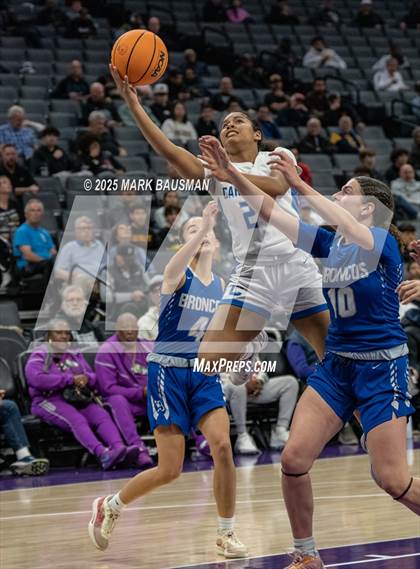 Thumbnail 3 in Rancho Bernardo vs Caruthers (CIF State DII Final) photogallery.