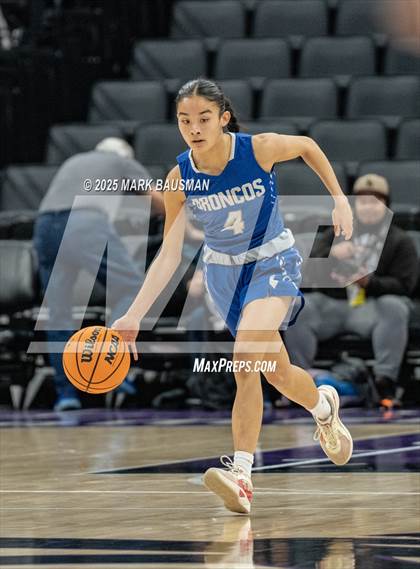 Thumbnail 1 in Rancho Bernardo vs Caruthers (CIF State DII Final) photogallery.