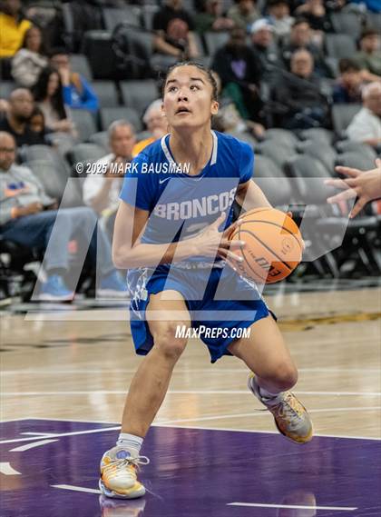 Thumbnail 3 in Rancho Bernardo vs Caruthers (CIF State DII Final) photogallery.