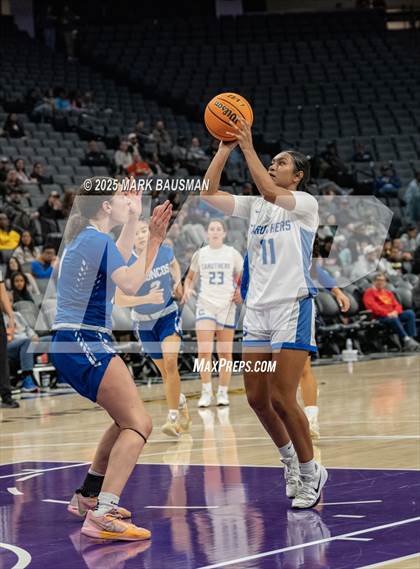 Thumbnail 1 in Rancho Bernardo vs Caruthers (CIF State DII Final) photogallery.