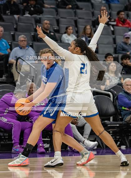 Thumbnail 3 in Rancho Bernardo vs Caruthers (CIF State DII Final) photogallery.