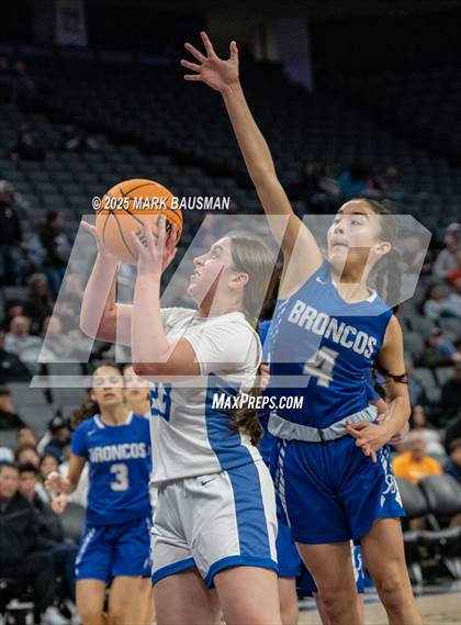 Thumbnail 1 in Rancho Bernardo vs Caruthers (CIF State DII Final) photogallery.