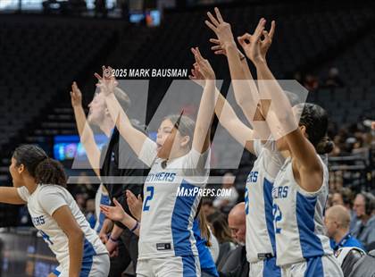 Thumbnail 2 in Rancho Bernardo vs Caruthers (CIF State DII Final) photogallery.