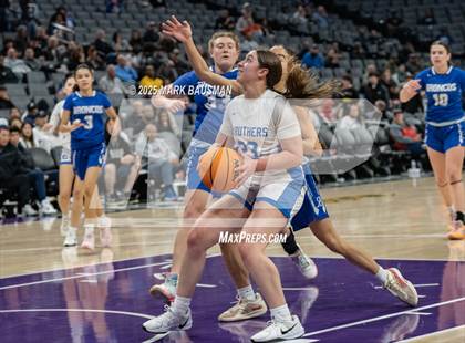 Thumbnail 2 in Rancho Bernardo vs Caruthers (CIF State DII Final) photogallery.
