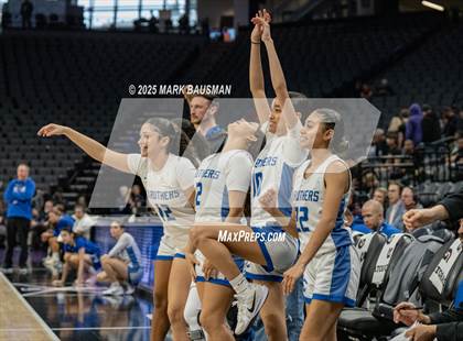 Thumbnail 2 in Rancho Bernardo vs Caruthers (CIF State DII Final) photogallery.