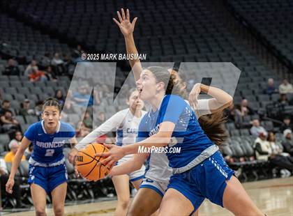 Thumbnail 3 in Rancho Bernardo vs Caruthers (CIF State DII Final) photogallery.