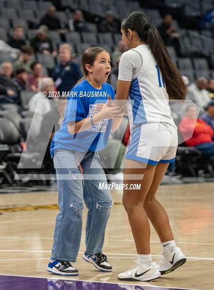 Thumbnail 1 in Rancho Bernardo vs Caruthers (CIF State DII Final) photogallery.