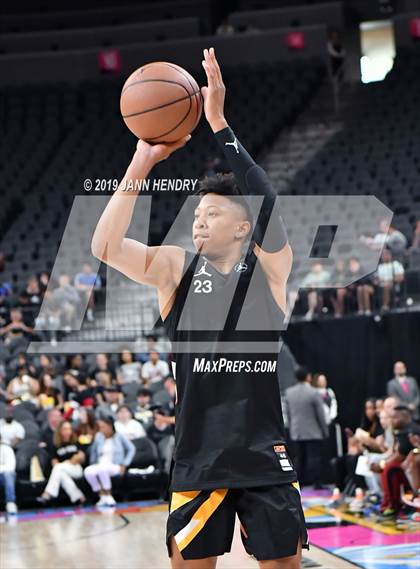 Thumbnail 2 in Jordan Brand Classic photogallery.