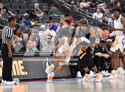 Thumbnail 1 in Jordan Brand Classic photogallery.