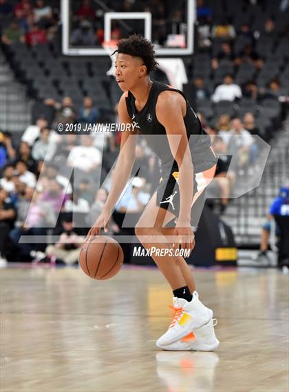 Thumbnail 1 in Jordan Brand Classic photogallery.