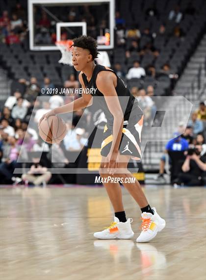 Thumbnail 3 in Jordan Brand Classic photogallery.