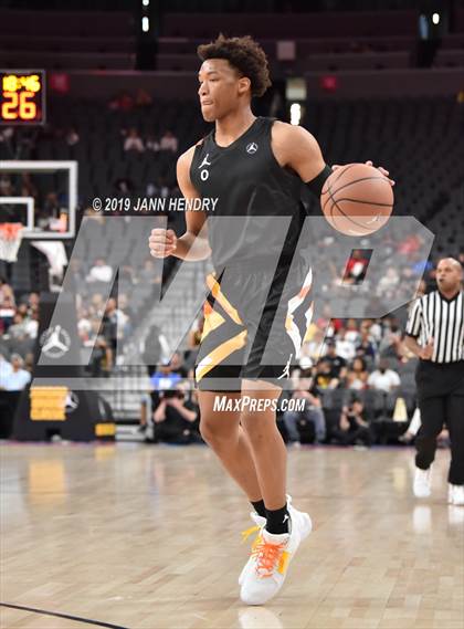 Thumbnail 1 in Jordan Brand Classic photogallery.