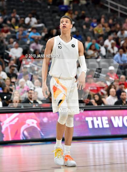 Thumbnail 3 in Jordan Brand Classic photogallery.