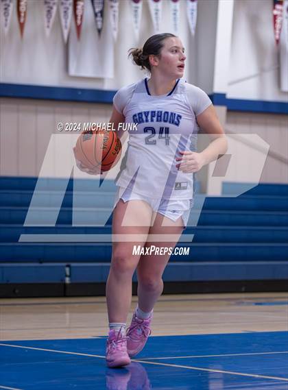 Thumbnail 3 in Credo vs. Branson photogallery.