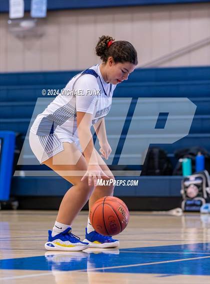 Thumbnail 3 in Credo vs. Branson photogallery.